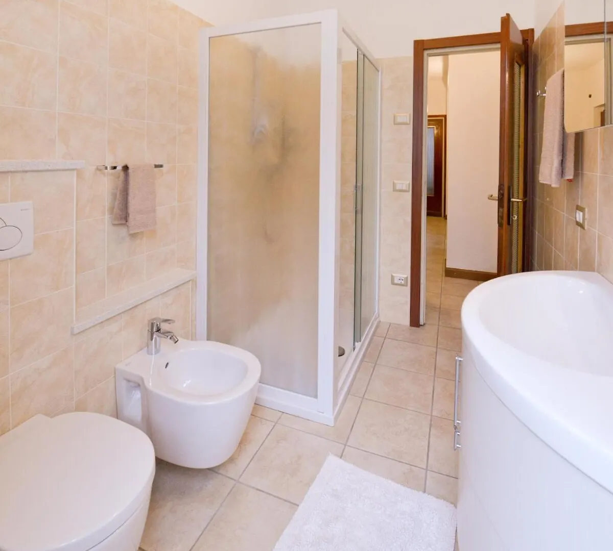 Miralago Apartments - 8 Min Walk To Bernina Express Tirano